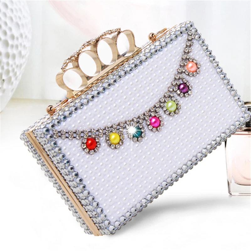 

Women Pearl Handbags Clutch Bags Crystal Finger Ring Ladies Evening Bags Diamonds Wedding Bridal Luxury Purse Small Shoulder Bag