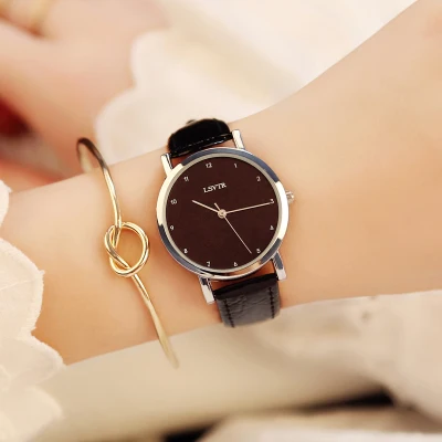 

Trend fashion watch male student Korean version of the simple retro belt female watch watch couple watch casual