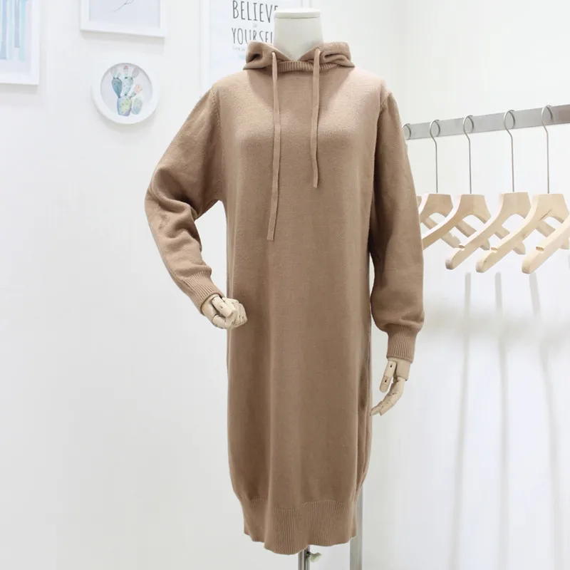 Осенне-зимнее Новое корейское Модное Длинное платье-свитер с капюшоном, повседневные свободные базовые толстые вязаные платья средней длины, женское платье