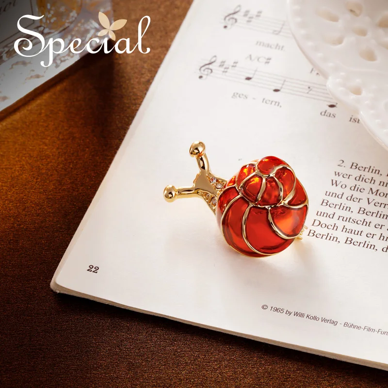

Special Fashion Cartoon Birds Brooches Pins Enamel Cute Snail Brooches for Dresses Gold Red Jewelry 2018 Gifts for Women S1807B