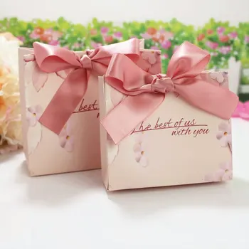 

2018 New Printed Paper Gift Bag with Ribbon Wedding Favor and Candy Gift Bag Present Bag THE BEST OF US WITH YOU