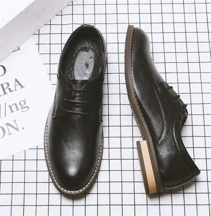 Повседневные мужские туфли «Дерби»; модные деловые туфли с круглым носком на шнуровке в британском стиле; универсальная винтажная Рабочая обувь