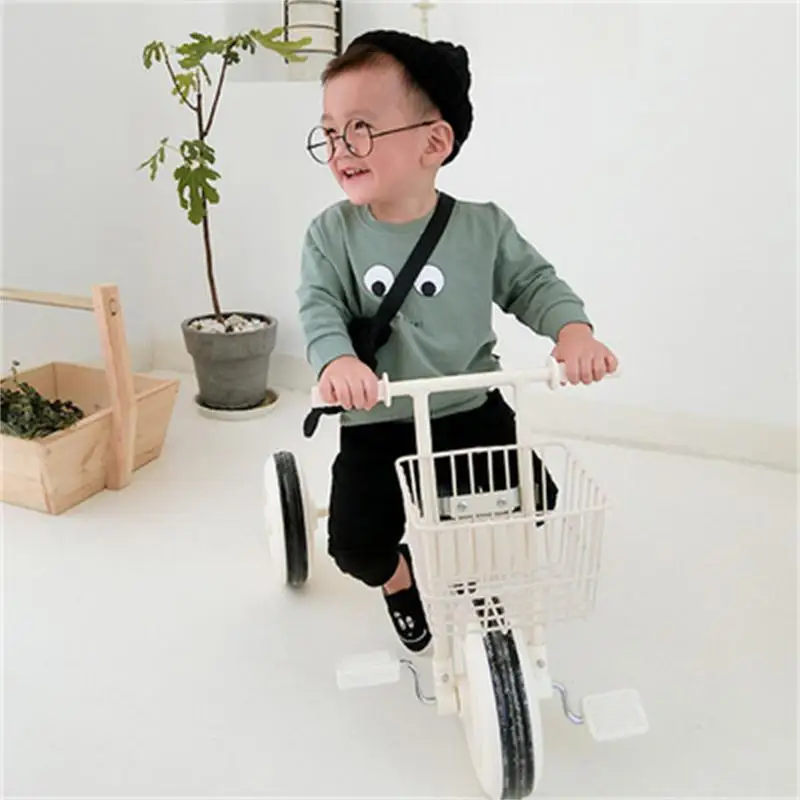 

2018 autumn children's clothing Korean children's sweater boys and girls eye sweater baby long-sleeved cotton pullover shirt