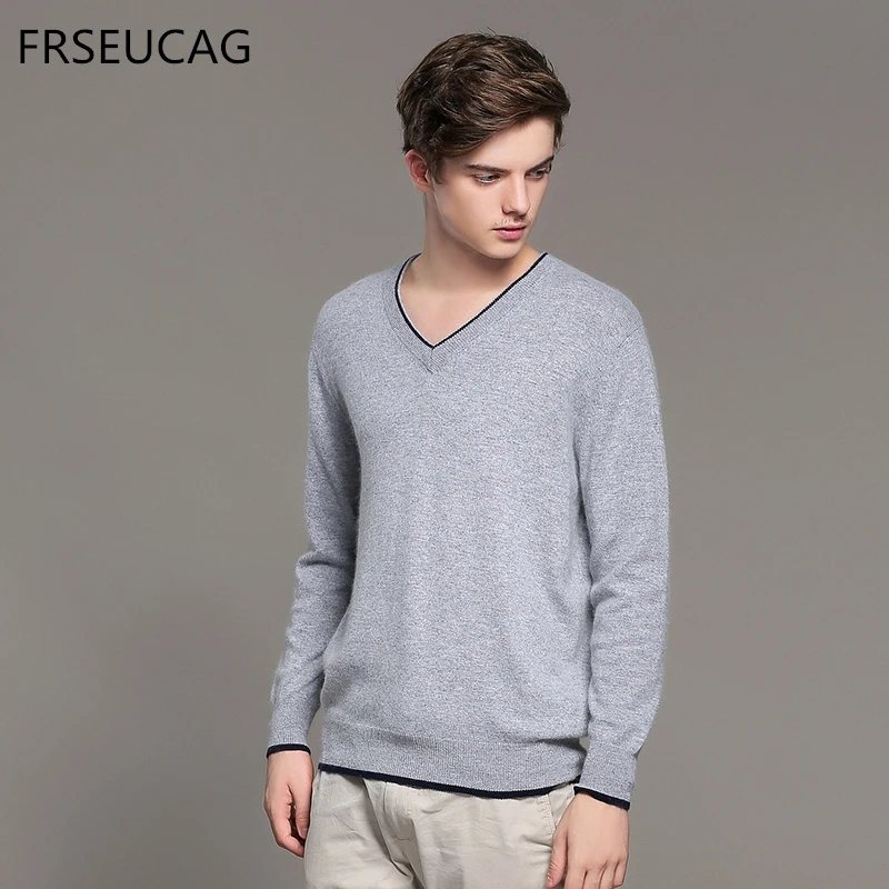

Autumn and winter new men's V-neck color matching slim pullover sweater large size casual long-sleeved knit men's jacket sweater
