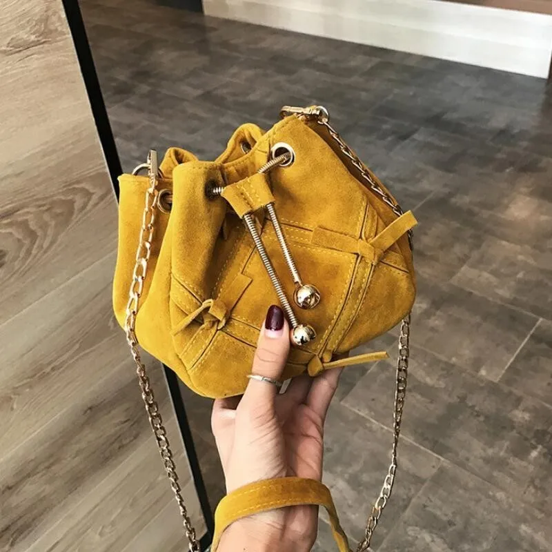 

Small bag For Women new New Arrival Chains Messenger bag Sac A Main Girls Bucket bag With Metal String Purses And Handbag