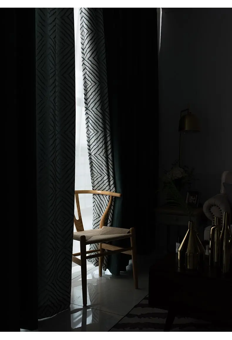 E0833BCFBC807C0B020E35B82E318325