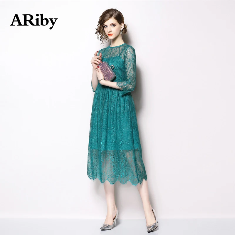 Women Dress Plus Size Party Club Lace Dress 2019 Temperament Retro Hollow A-Line Solid Three Quarter Sleeve Empire O-Neck Dress