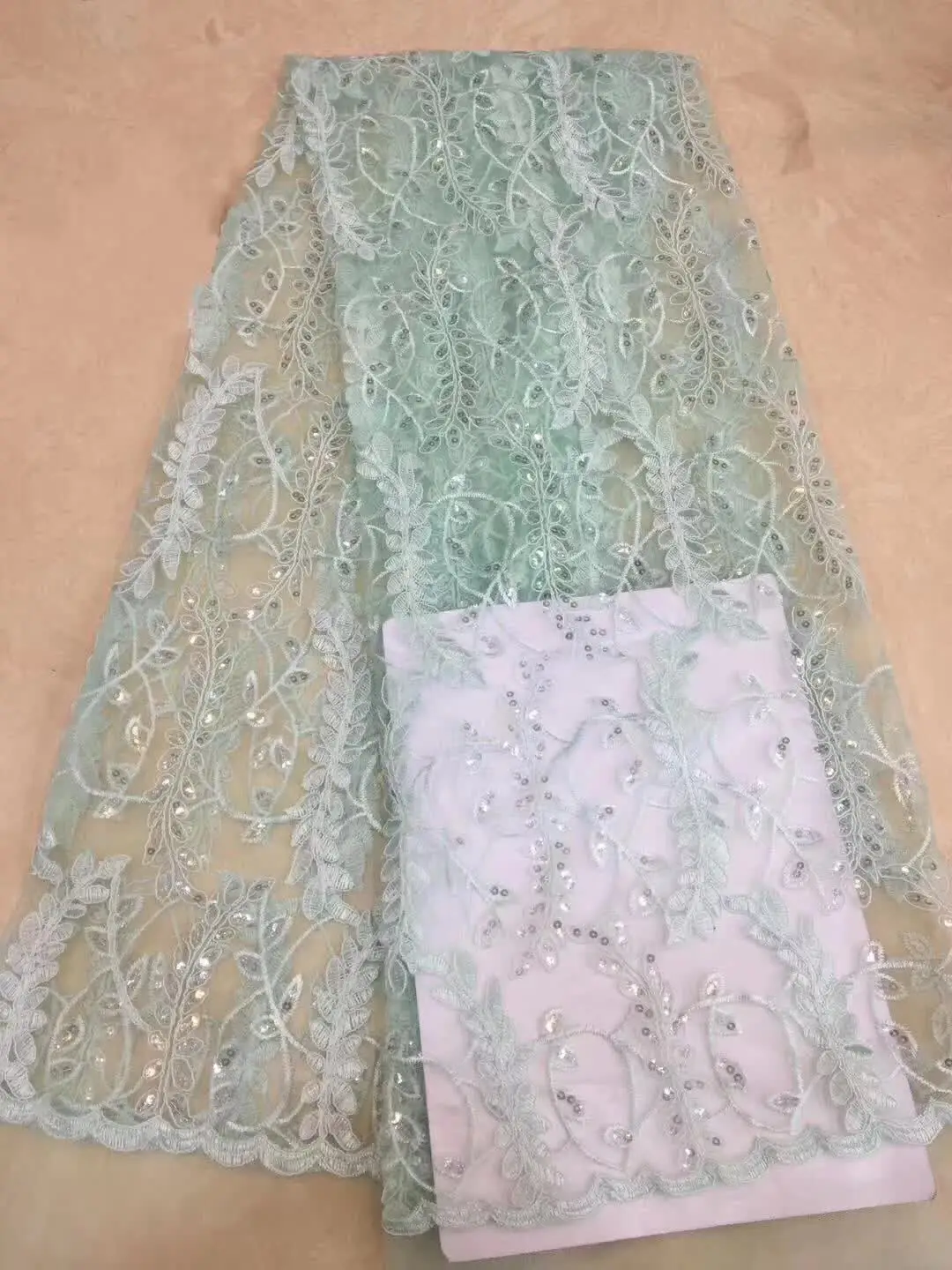 

African Tulle Lace Fabric 2019 High Quality Glitter Lace Fabric African Gold Color Lace Fabric Applique For Dresse DP001