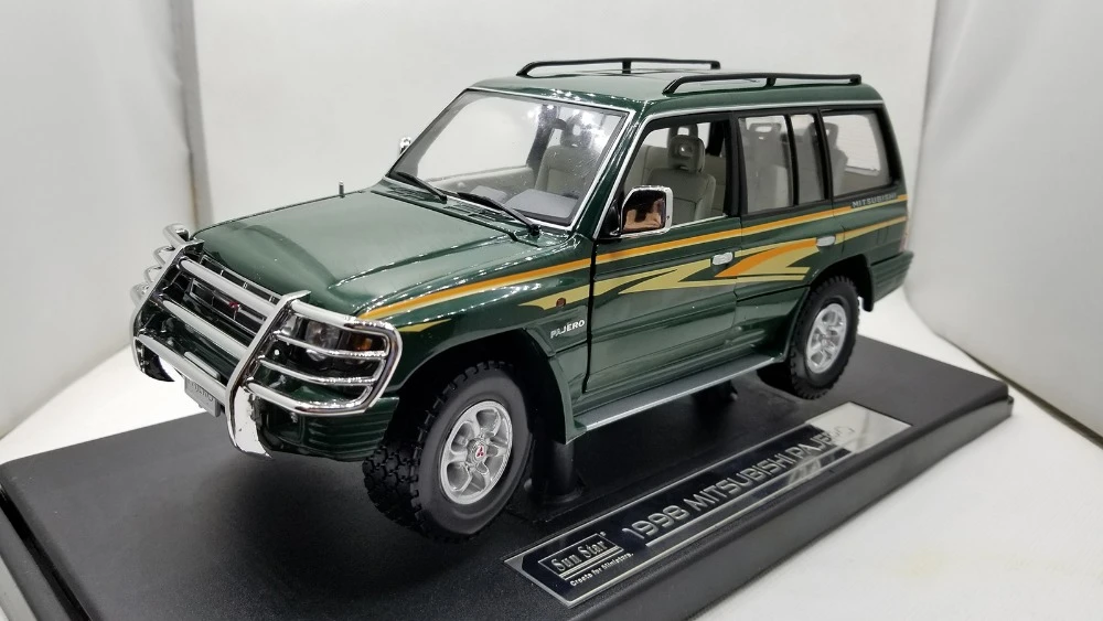 diecast mitsubishi pajero sport