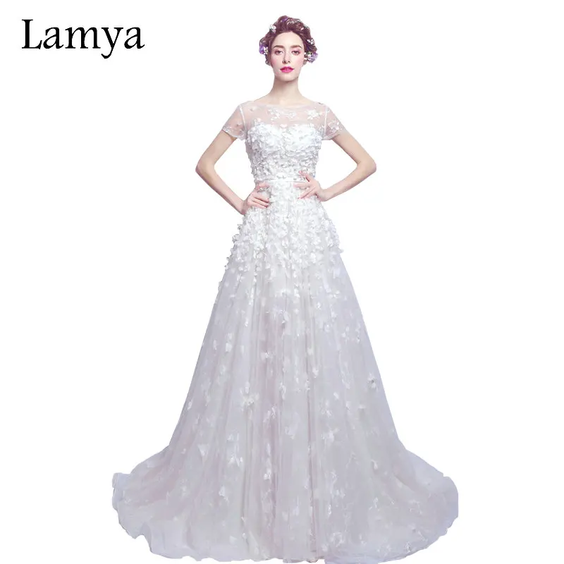 

Lamya Princess Lace Flowers Court Train A Line Wedding Dresses 2019 Women Elegant Short Sleeve vestidos de noiva wedding gowns