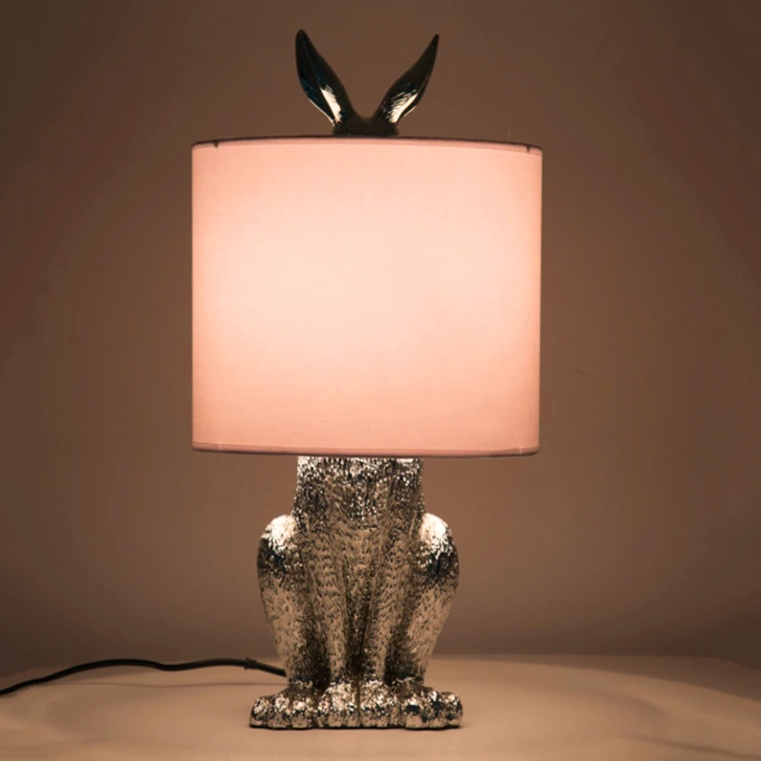 

Post-modern Masked Rabbit Resin LED Table Light Retro Industrial Desk Light Bedroom Bedside Study Restaurant Decorate Table Lamp