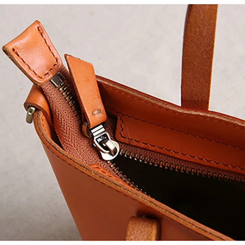 AETOO Mini women's bag, leather hand-held shoulder bag, leather art vintage slant bag