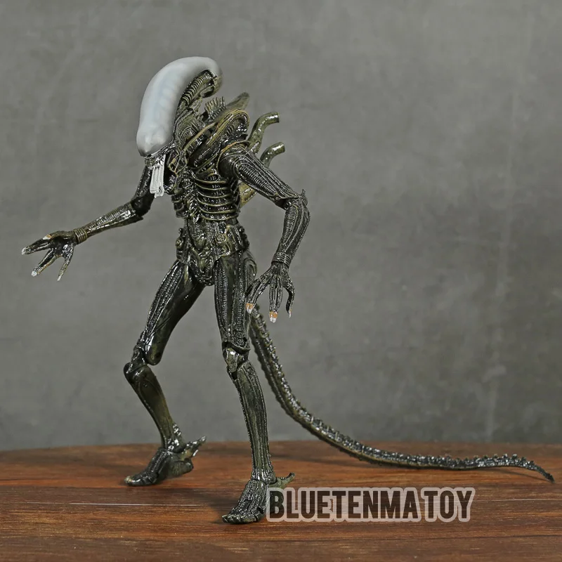

Collection toys NECA Aliens Official 1979 movie alien Xenomorph Predators Play Arts Kai PVC action Figures model Doll