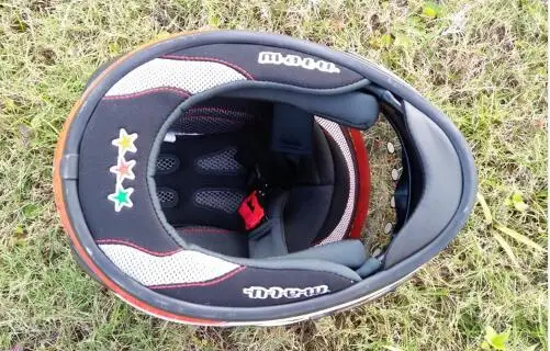 Бесплатная доставка абсолютно новые товары мотоциклетный шлем Valentino Rossi для