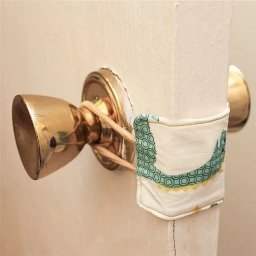 Cute High Quality Baby Keep Quiet Cushy Closer Door Latch Cover