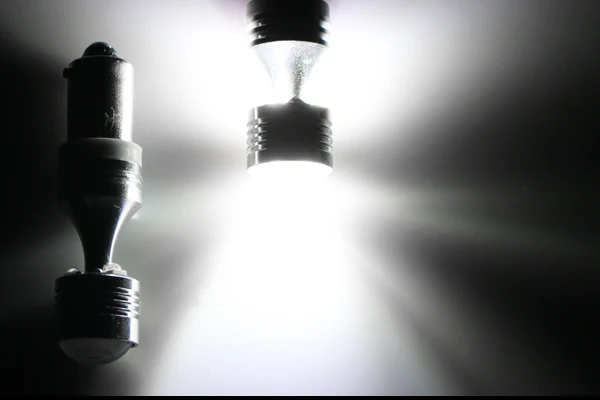 Lâmpadas de Lente Potência para Luzes de Backup Led de Alta Ijdm Auto ou Estacionamento Base: Led12v H21w Bay9s 120 9 Ijdm auto h21w bay9s 120 lâmpadas de