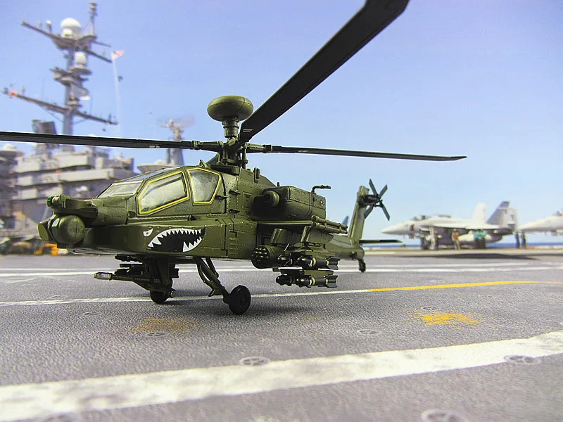 Вертолет Apache модель AH-64D высокая имитация статического готового самолета 1: 72 армии США