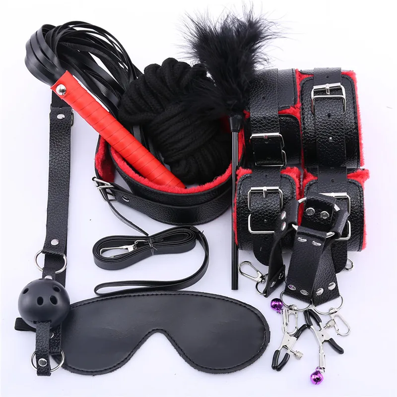 Baratos 10 unids set Sexy Lencería BDSM cuero de poliuretano Set de Bondage sexo esposas Footcuff látigo cuerda venda para ojos erótica juguetes sexuales íntimos productos