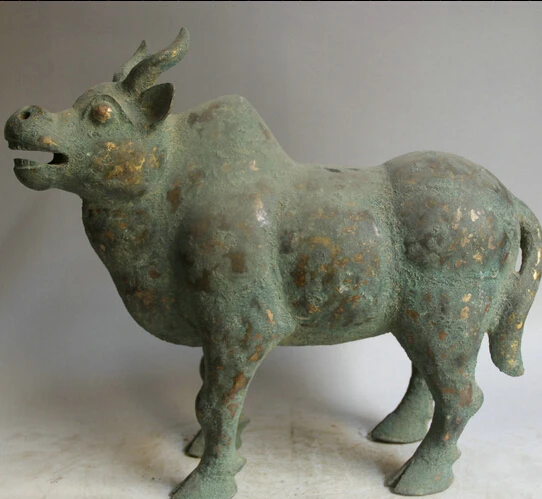 

JP S0524 17" Old Chinese Bronze Gild Folk strong Zodiac Year Bull Oxen Statue sculpture B0403