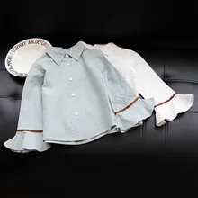 Розничная Новинка блузка для девочек Рубашка Детская одежда Детские модные однотонные расклешенные рукава однобортный рубашка детские топы