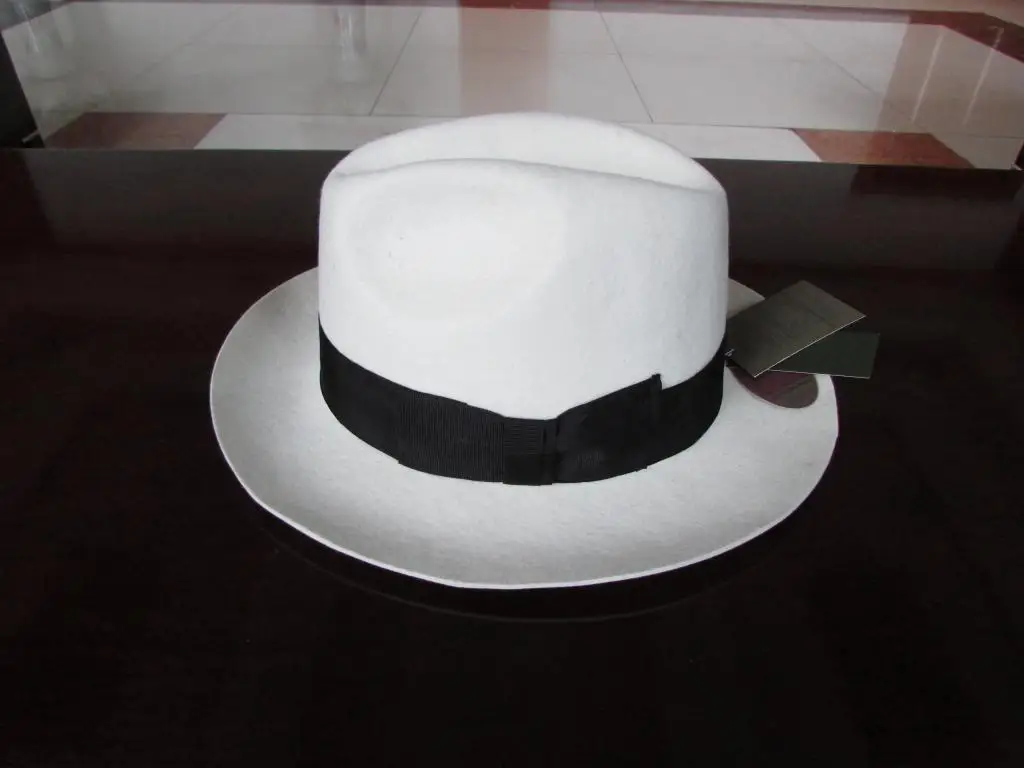 Фетровая шляпа Белая шерстяная шляпа с большими полями светская Элегантная кепка Женская Ретро шляпа Джокер фетровые шляпы Джексон джентльмен B-8115