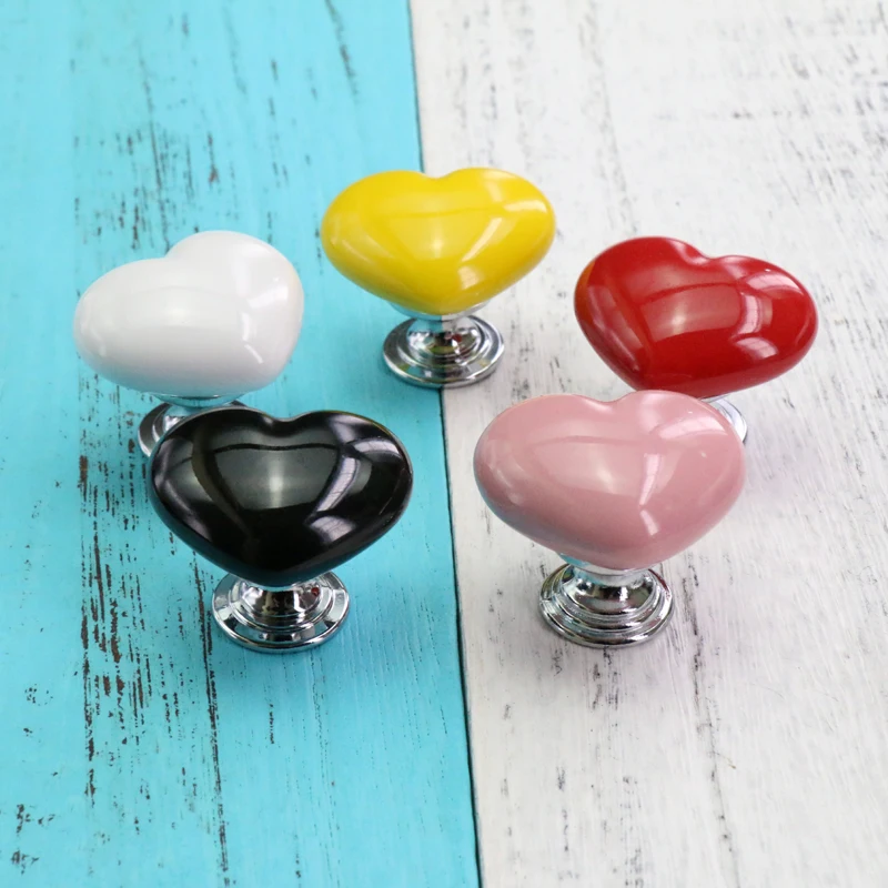 One Piece knobs and handles Ceramic Drawer Knobs Heart Shape