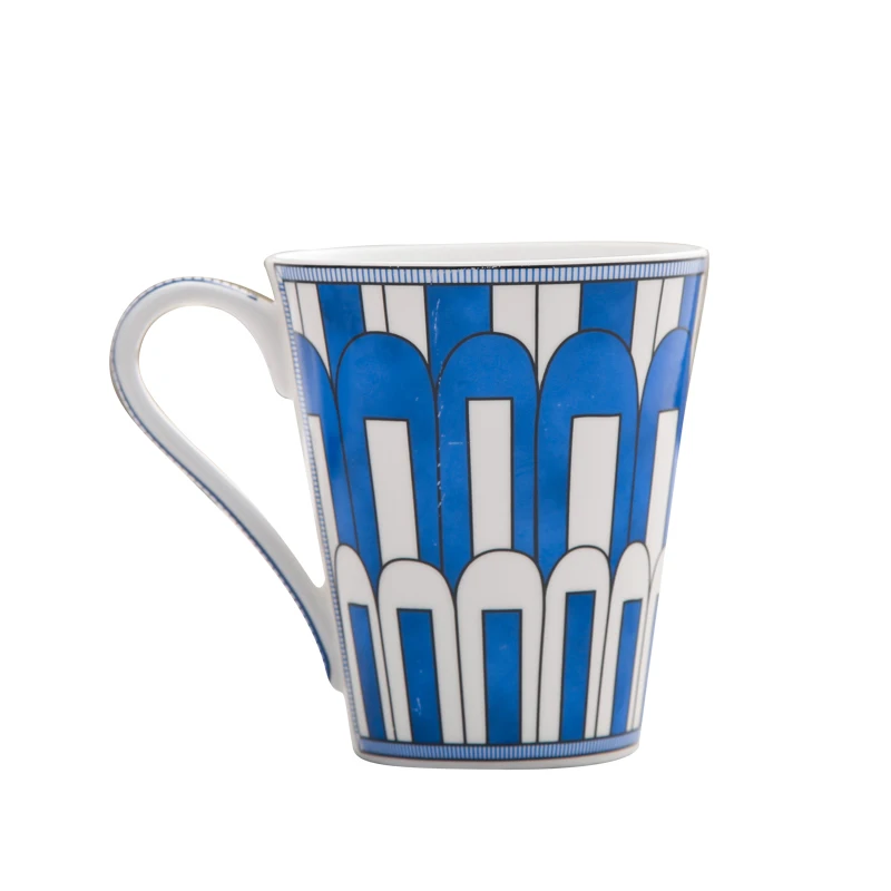

European Style Bone China Coffee mug High Grade Bone China Afternoon Tea Cups Ceramic Mug 300 ml for Coffee Milk Black