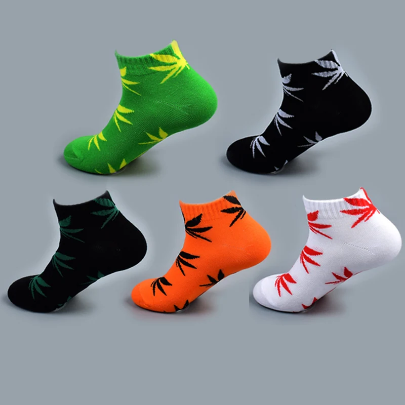 5 пар бамбуковых летних мужских забавных коротких носков из конопли Meias, Короткие Носки Happy Maple Leaf sokken, хлопковые мужские носки с травкой, белые и черные носки - Цвет: short socks 35678