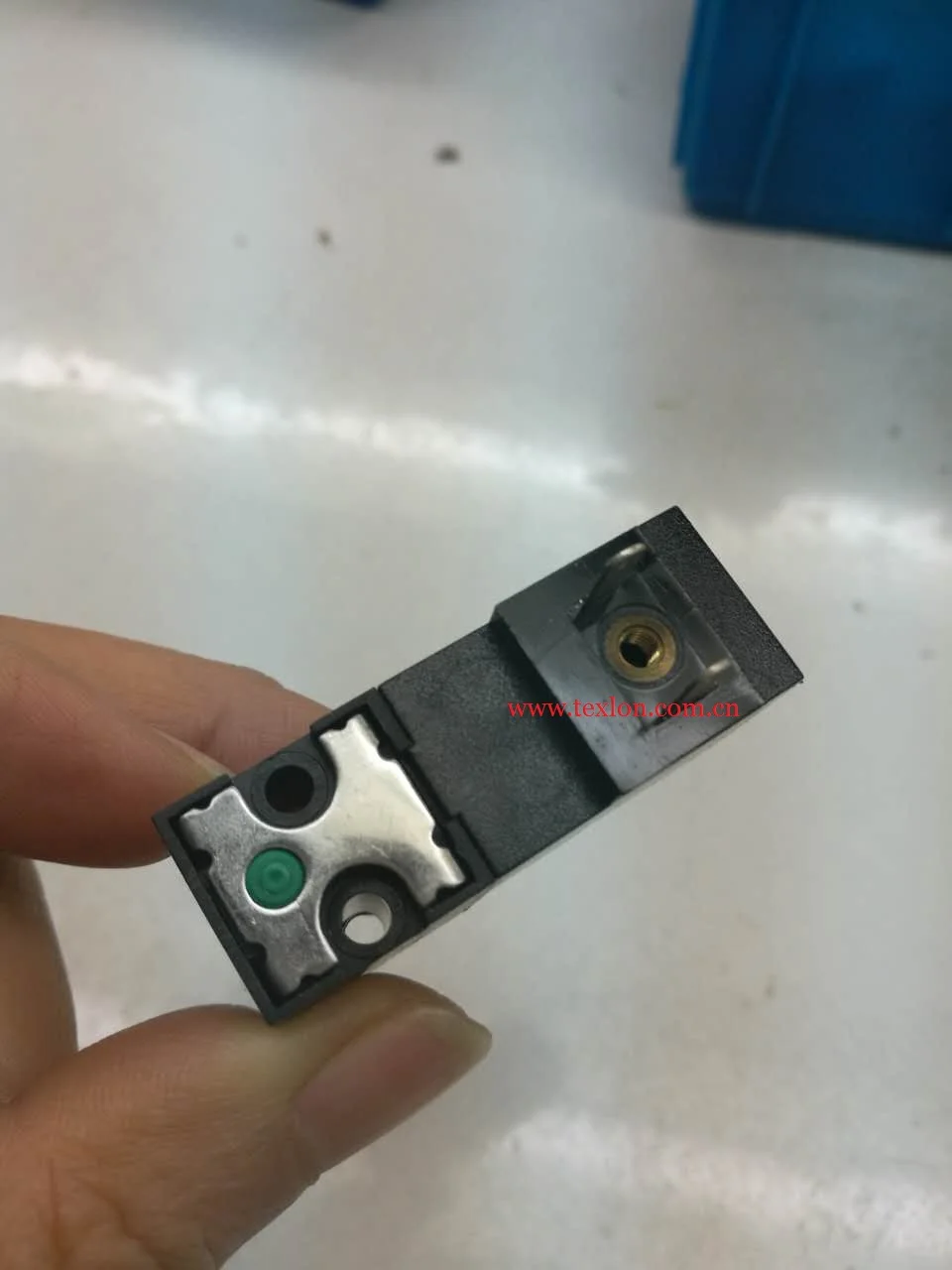 

The Electric Solenoid Valve Compatible Use For Matec Socks Machine Solenoid Valve 180-1419-00-9