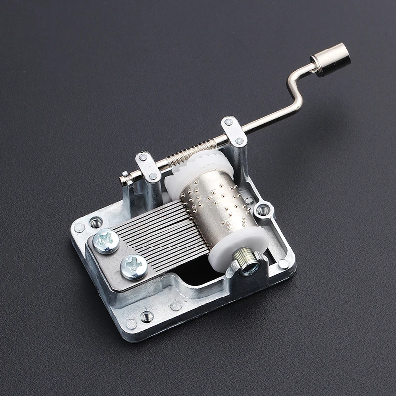 

Hogwarts Music Box in Music Boxes Key Chains Game of Thrones Hand Crank Metal Music Box Special Souvenir Can DIY Birthday Gifts