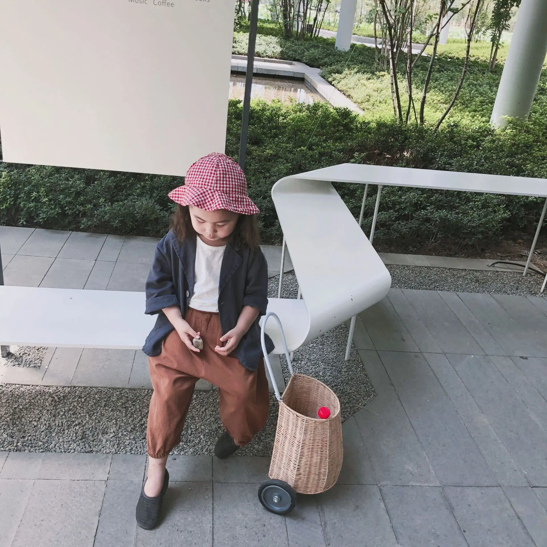 Весеннее льняное пальто для маленьких мальчиков и девочек модная повседневная детская одежда