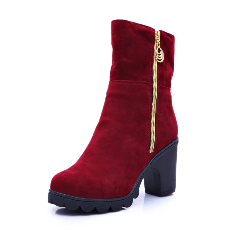 Новинка года; зимние сапоги на высоком каблуке; теплая плюшевая зимняя обувь на квадратном каблуке; женские сапоги; женские модные брендовые Зимние ботильоны; A056 - Цвет: Red 01