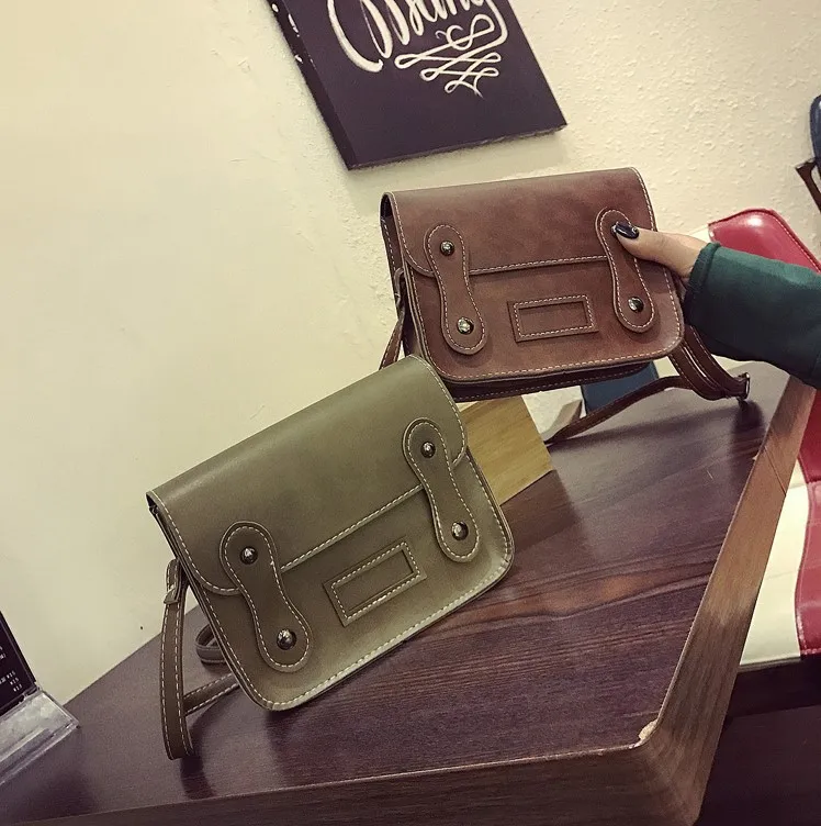 

Spring and summer personality Korean version of the nose nose diagonal shoulder bag trend rivet decoration handbags