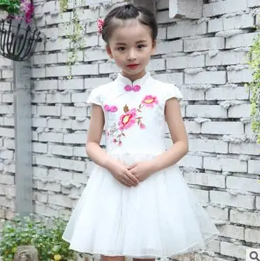 Новое летнее платье в китайском стиле для девочек с Чонсам с вышивкой и короткими рукавами, платье из тюля для маленьких девочек одежда для детей от 2 до 12 лет - Цвет: white 1