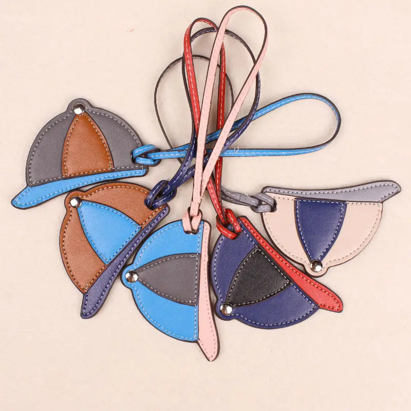 

Famous Brand Handmade Cute Funny Cap Hat PU Leather Keychain Women Key Chain Designer Bag Charm Bag Accessories Pendant