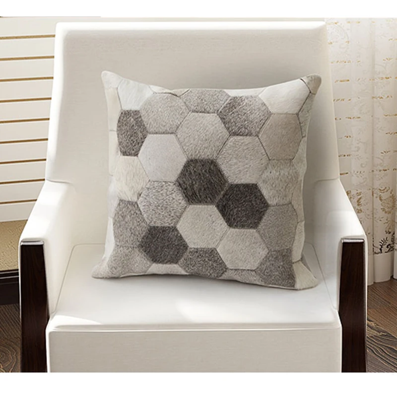 Nordic Hexagon Grey White Cowhide Pillow Case 45x45 Cm Office