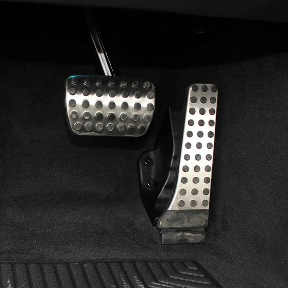 Car Accessories Car Pedals Fuel Brake Foot Pedal AT / MT For Mercedes Benz C E S GLK SLK CLS SL Class W203/W204/W211/W212/W210 AMG