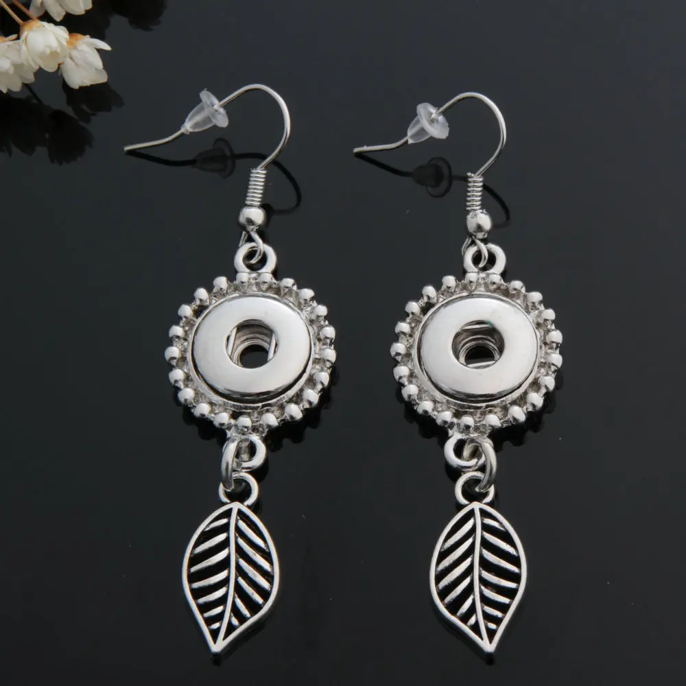 

Charm Silver Leaf Metal Pendant Snap button Earrings Can be fitted with 12mm snap button Women Fashion Jewelry Wholesale TZ74