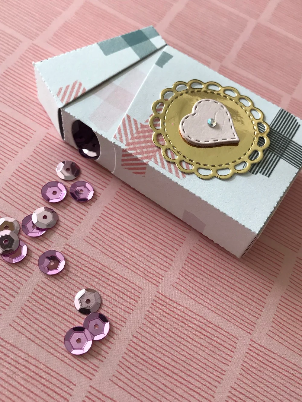Kljuyp конфеты шейкер коробка металлический трафарет для аппликаций украшения из бумаги Скрапбукинг 04104