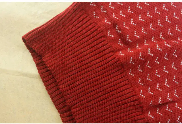 8 sweater with deer