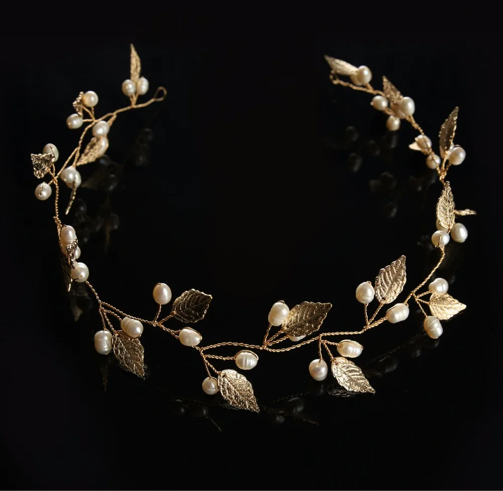 Handmade Golden Peal Leaf Haipiece Vintage Europe Fan Bride Headdress