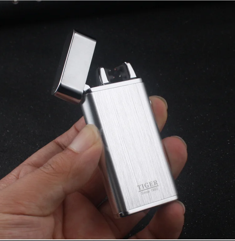 Tiger брендовая плазменная USB Зажигалка для деловых мужчин стиль Cigaratte ветрозащитная электрическая зажигалка Бесплатный лазерный логотип