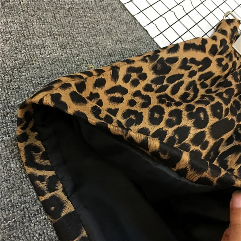 MUMUZI для женщин Весна 2019 повседневное шорты с леопардовым принтом эластичный пояс шорты для Короткие штаны Свободные новый стиль