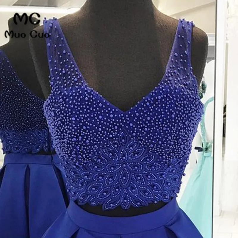 Royal blue satin two piece V neck halter short prom dress, mini beaded party dress3