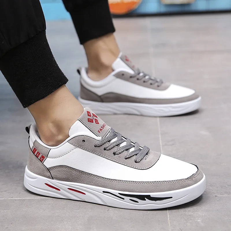 

2019 spring and autumn new black small shoes fashion trend thick men's shoes retro wild color matching white shoes