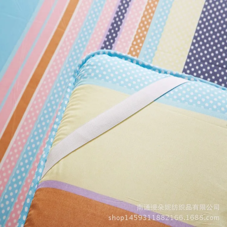 Simple stripes Thick Warm Foldable Single Or Double Mattress Fashion NEW Topper Quilted Bed Simple stripes Thick Warm Foldable Single Or Double Mattress Fashion NEW Topper Quilted Bed