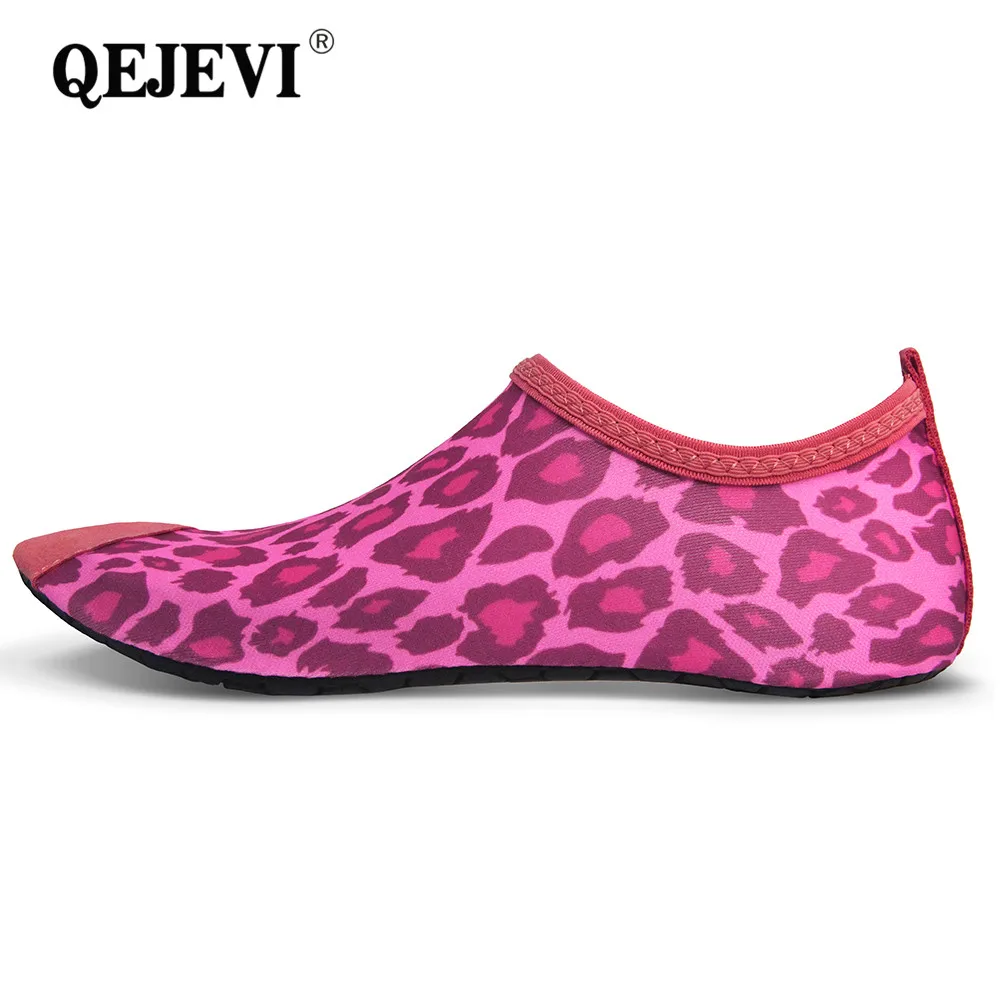 2018 QEJEVI النساء أحذية ماء اليوغا الأنهار المنبع أكوا أحذية الرجال بيرفوت الرياضة رياضة رياضية رياضة الجلد الرطب السباحة الأحذية