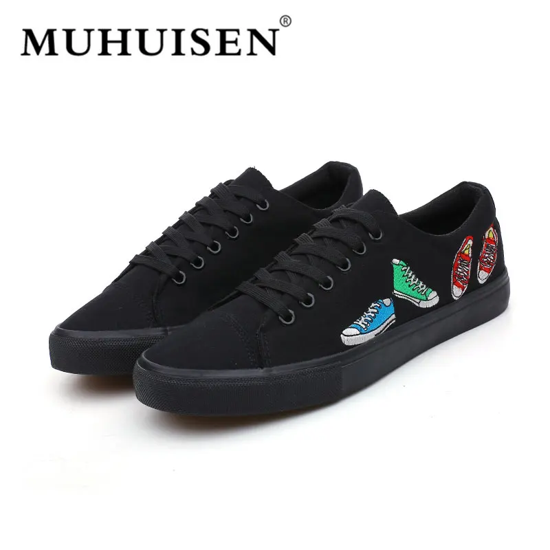 

2018 New Arrivals Men's Vulcanize Shoes Lace-up Black White Comfortable Fashion Print Men Sneakers Flat Shoes