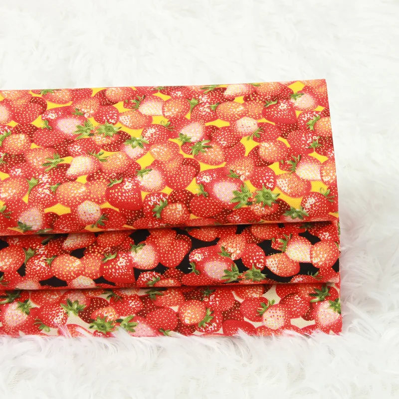 

half yard thicken cotton fabric with fruit strawberry print, handmade DIY bag mouth gold package garment tissue 100% cotton B426