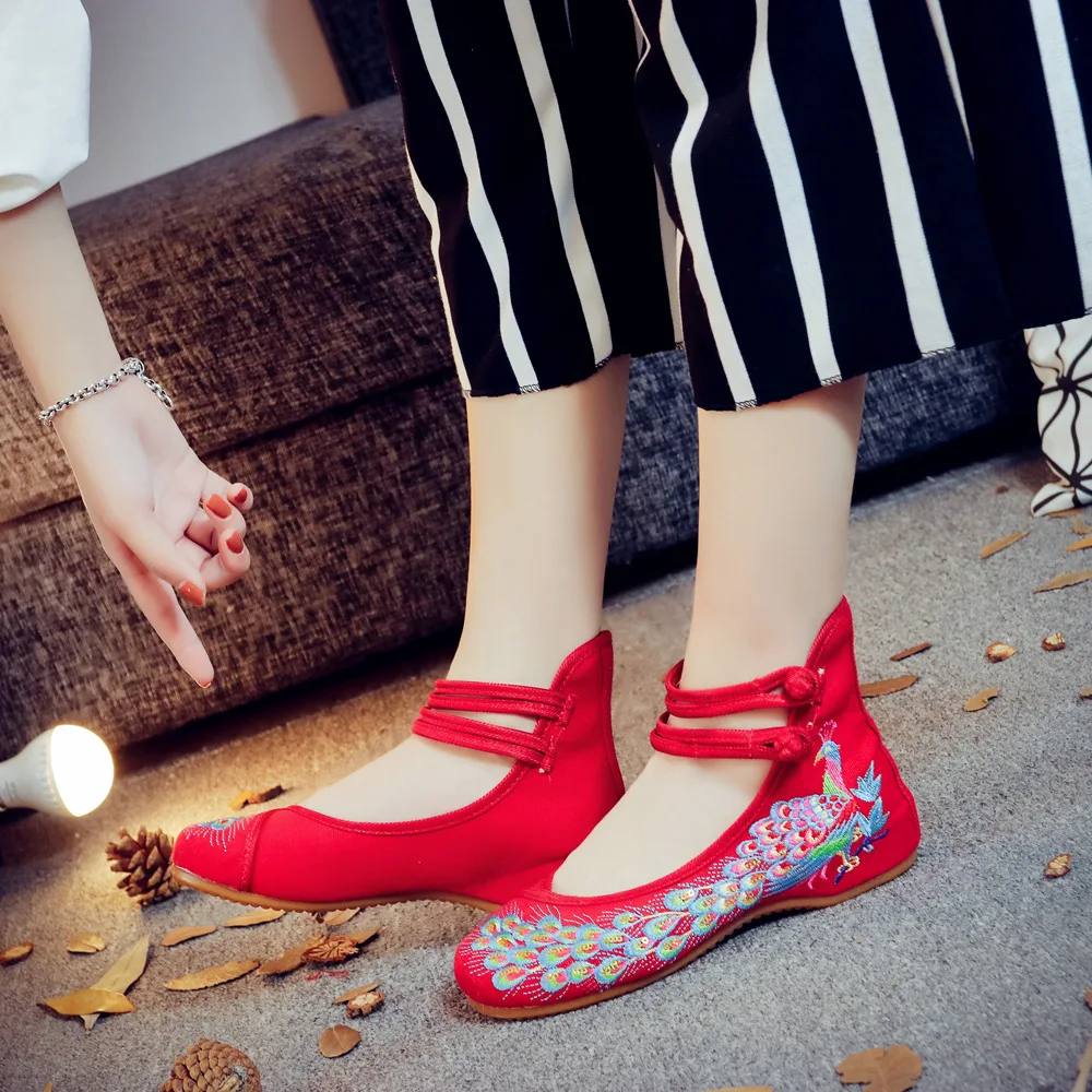 В китайском стиле с вышивкой женская обувь износостойкая Нескользящая коровья кожа подошва женская обувь красивый вид женская обувь